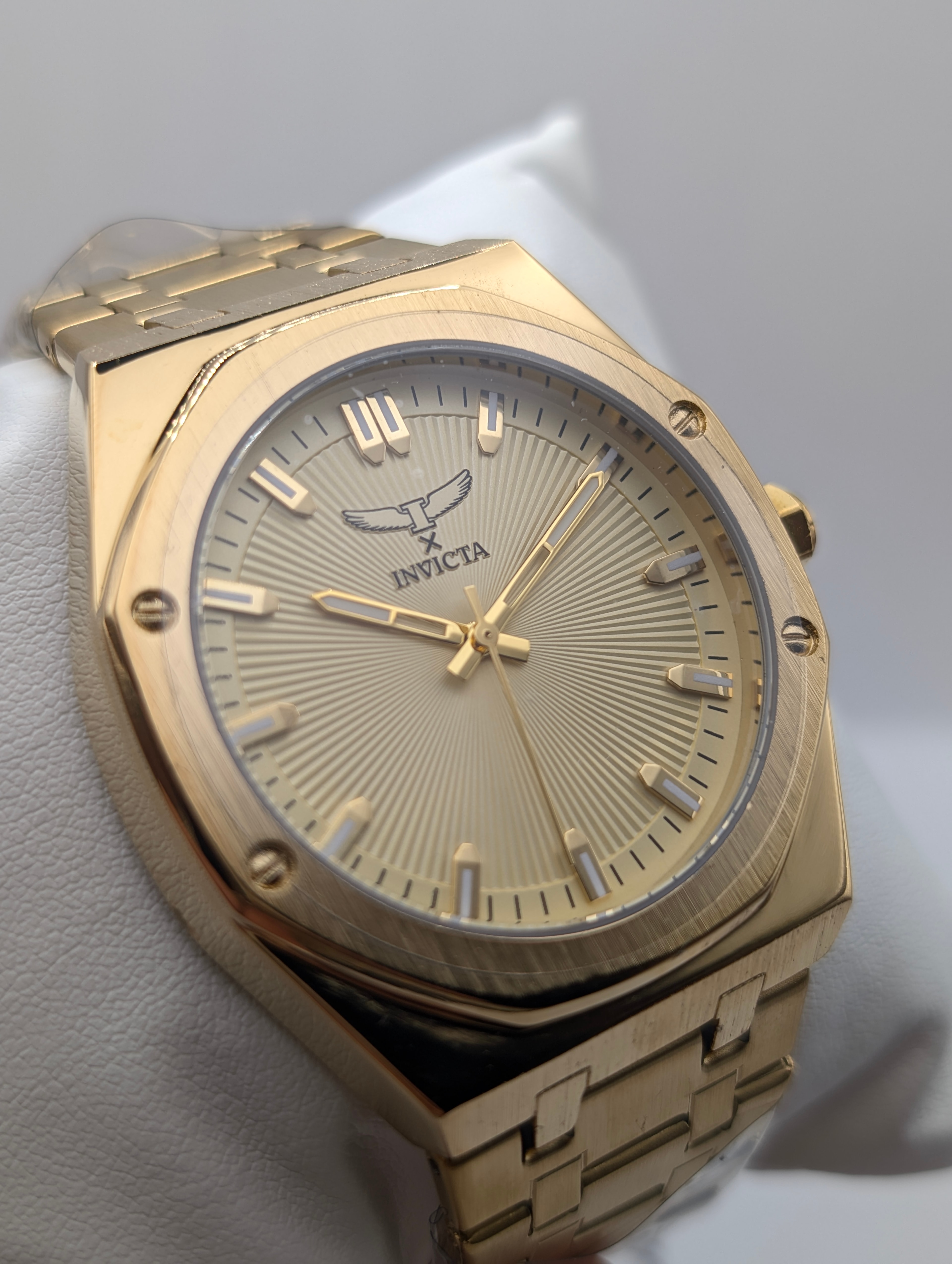 INVICTA Specialty modelo 69962, vista 3