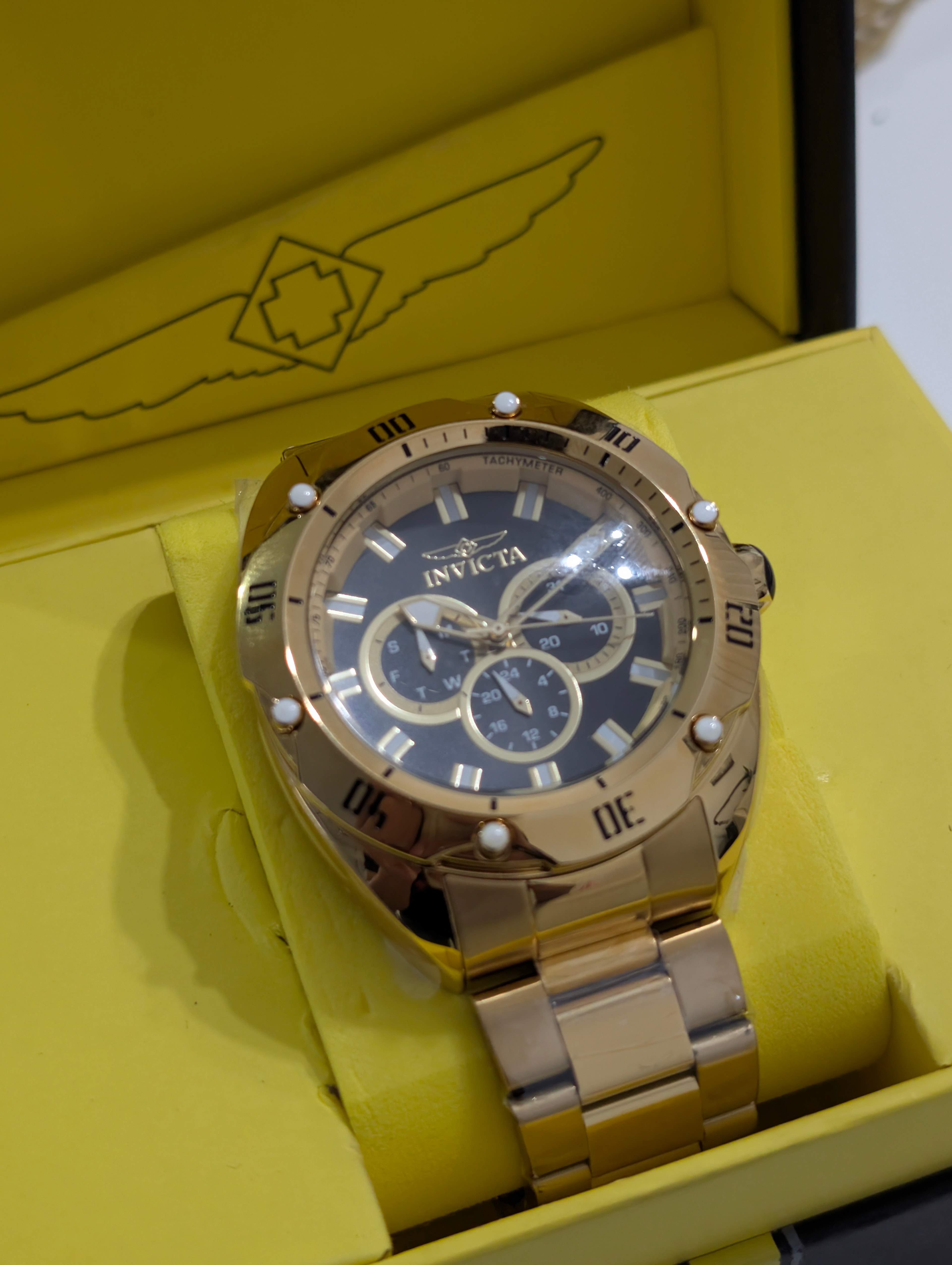 INVICTA VENOM modelo 45731, vista 2